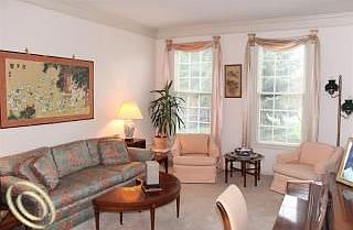 3rd image of 47592 Glengarry Blvd