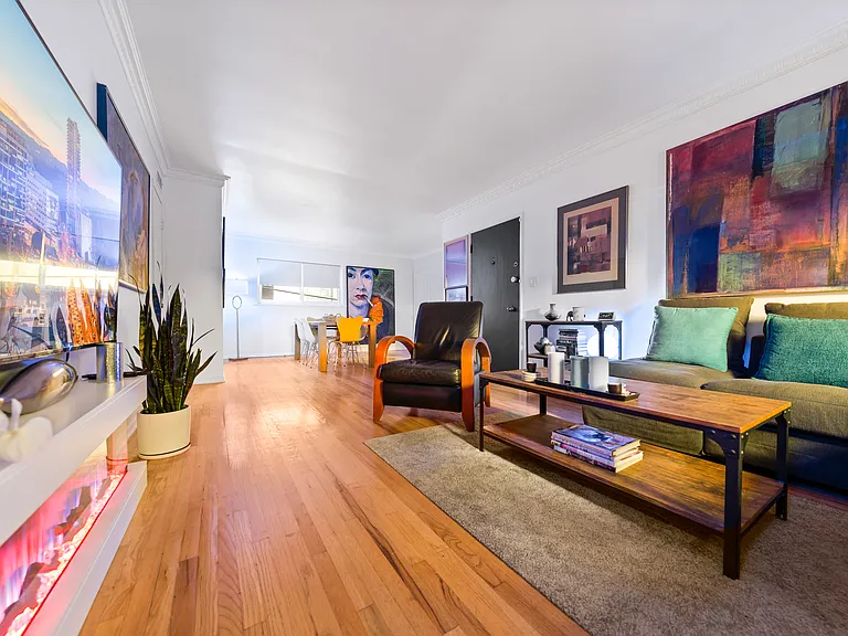 1330 N Crescent Heights Blvd #16A — Photo 6