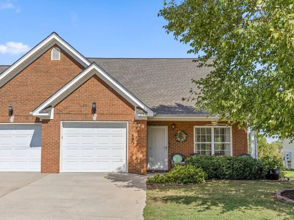 190 Briarstone Dr, Rossville, GA 30741