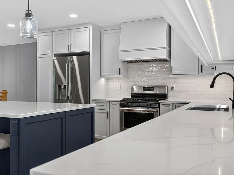 9810 Meadow Valley Dr — Photo 18
