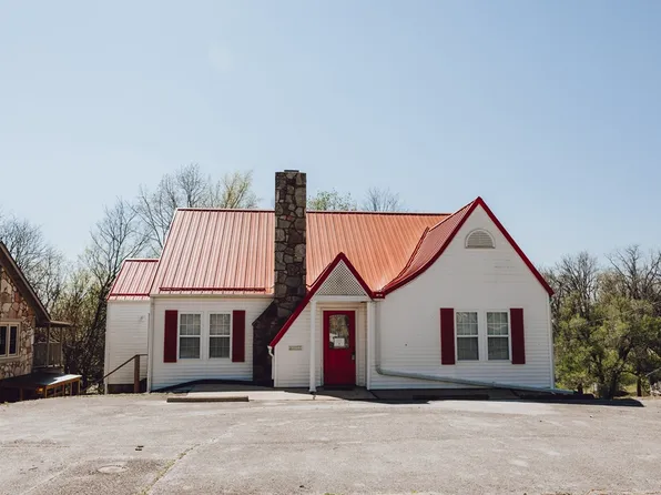 320 W Erie Ave, Harrison, AR 72601