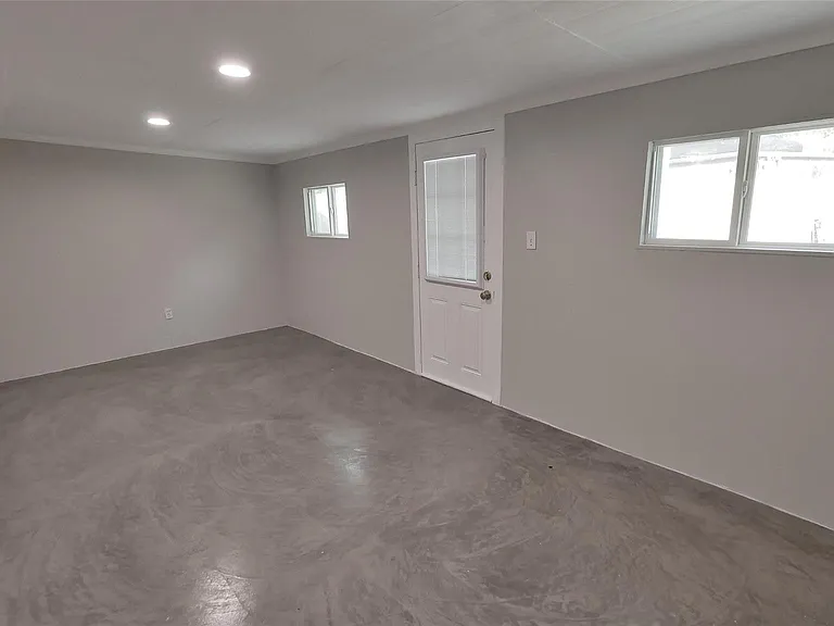 1018 Three Forks Dr — Photo 15