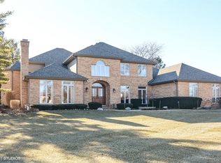 43 Watergate Dr, South Barrington, IL 60010