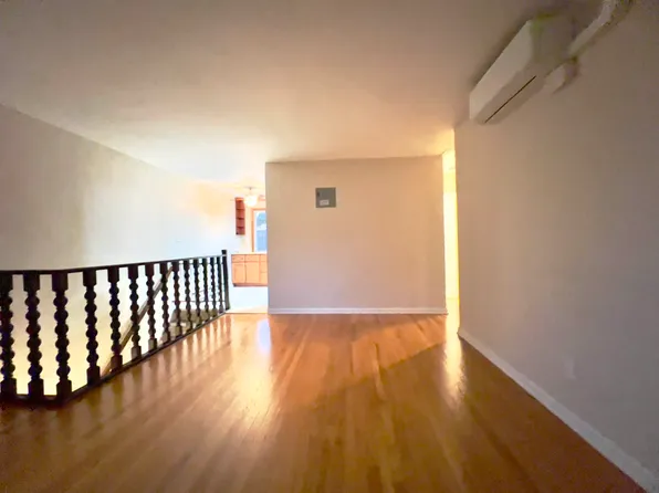 216-37 68th Avenue image 8 of 17