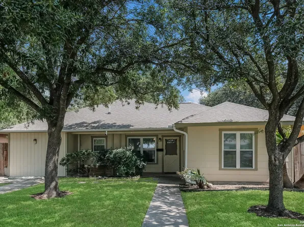 107 LAURELWOOD DR, San Antonio, TX 78213