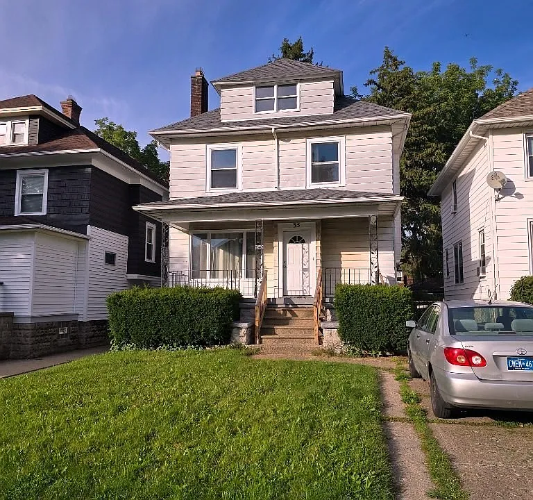 35 Englewood Ave