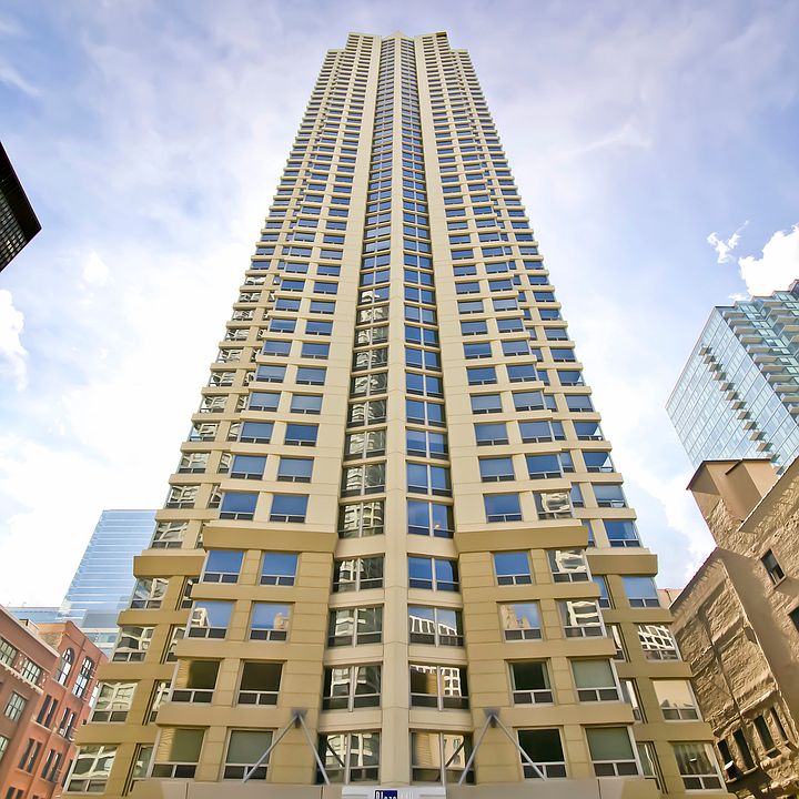 1st image of 440 N Wabash Ave APT 4102