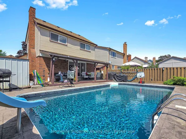 641 Merlin Ct, Oshawa, ON L1K 1M3