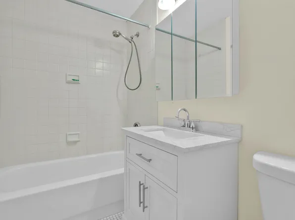 138-35 Elder Avenue image 16 of 27