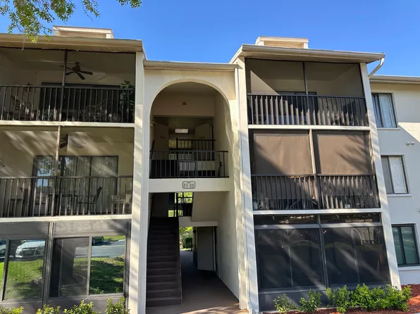 2655 Pine Ridge Way N APT B2, Palm Harbor, FL 34684