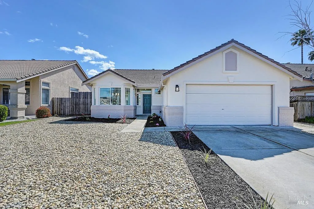 1357 Potrero Cir photo 1