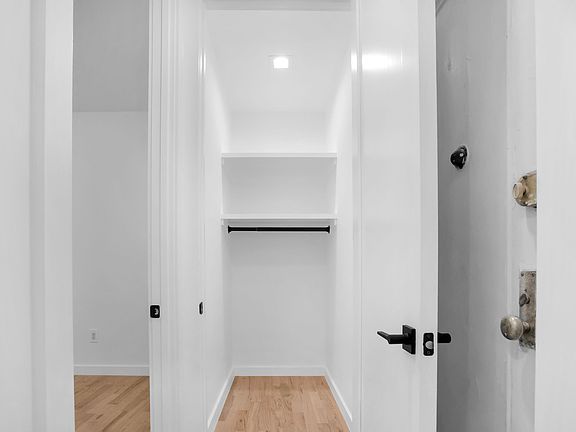 5th image of 740 W End Ave #2B