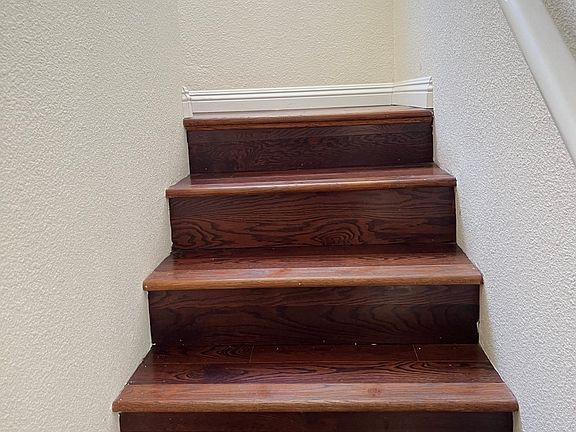 3rd image of 1101 Laveta Ter APT 8