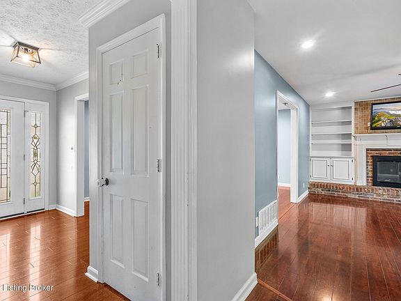 5th image of 1312 Pollitt Ct