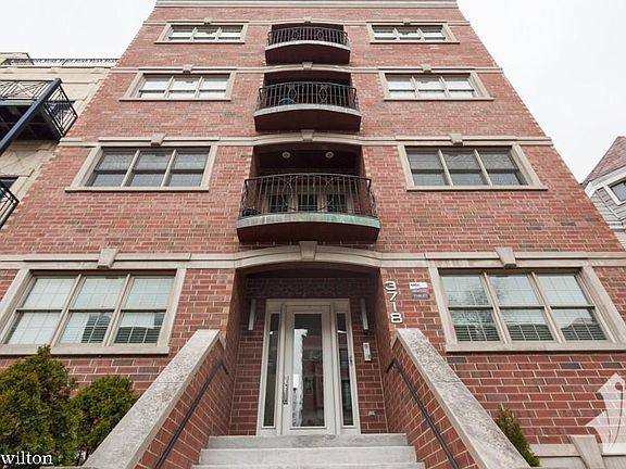 5th image of 3718 N Wilton Ave #1511