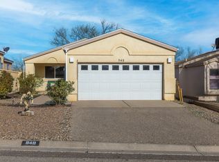 948 Charles Dr NE, Rio Rancho, NM 87144