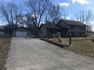 153 S Lincoln St, Braidwood, IL 60408