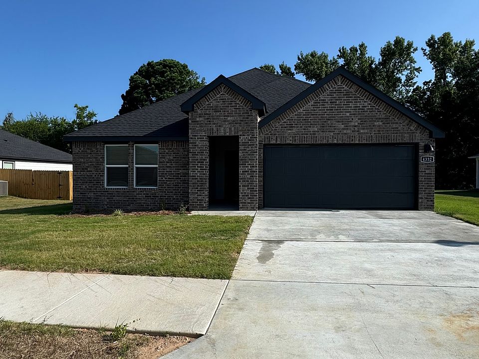 1st image of 4332 Sloan Dr
