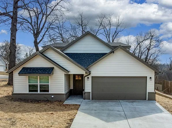 1312 Hummingbird Ln, Grove, OK 74344