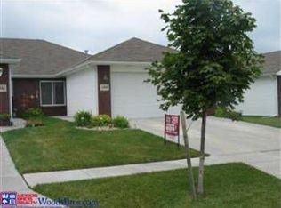 2344 Northline Ct, Lincoln, NE 68521