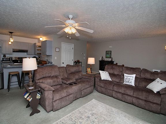 3rd image of 302 Millwheel Ct