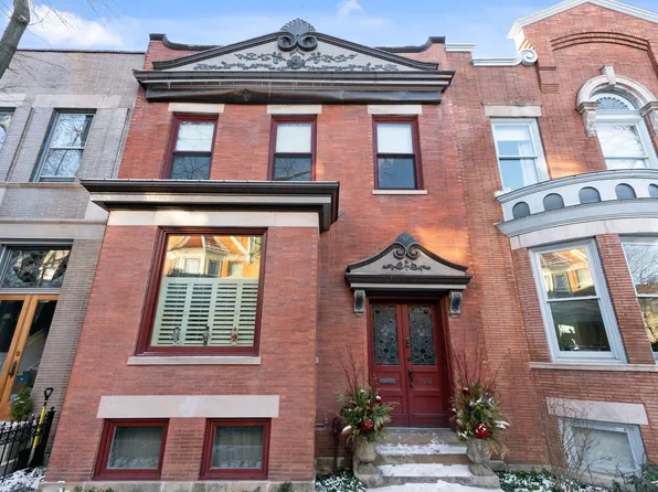3842 N Alta Vista Ter, Chicago, IL 60613
