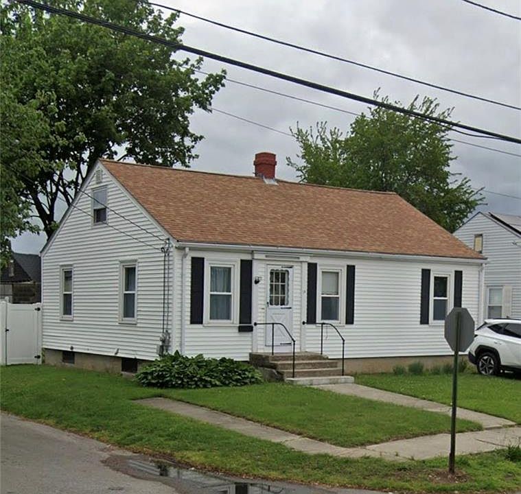 1st image of 15 Hunter Ave