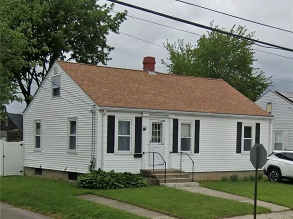15 Hunter Ave, Johnston, RI 02919