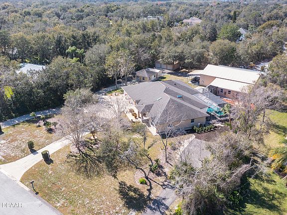 3rd image of 5997 Seminole Woods Dr