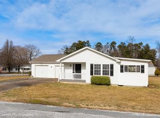 124 Sharons Way, East Flat Rock, NC 28726
