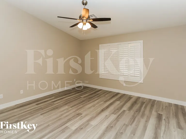 6009 Winter Meadow St — Photo 6