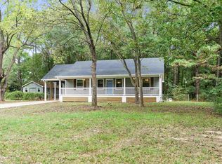 135 Barnetts Bridge Rd, Jackson, GA 30233