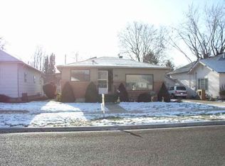 39 E State St, Meridian, ID 83642