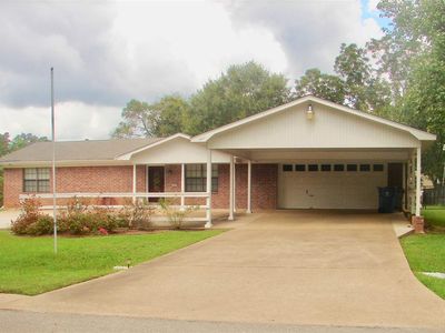 305 W Woodrow St, White Oak, TX, 75693