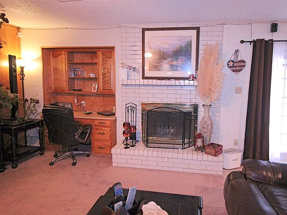3rd image of 2906 NW Liberty Ave