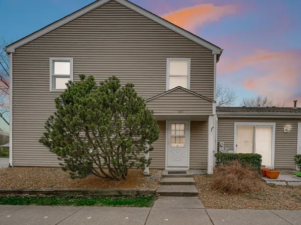 121 Foxhill Ct Unit D, New Lenox, IL 60451