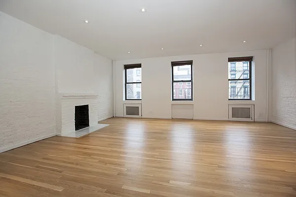 Rented by Buchbinder & Warren | media 11