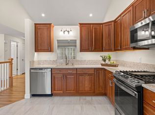 24 Buck Cir, Danville, NH 03819