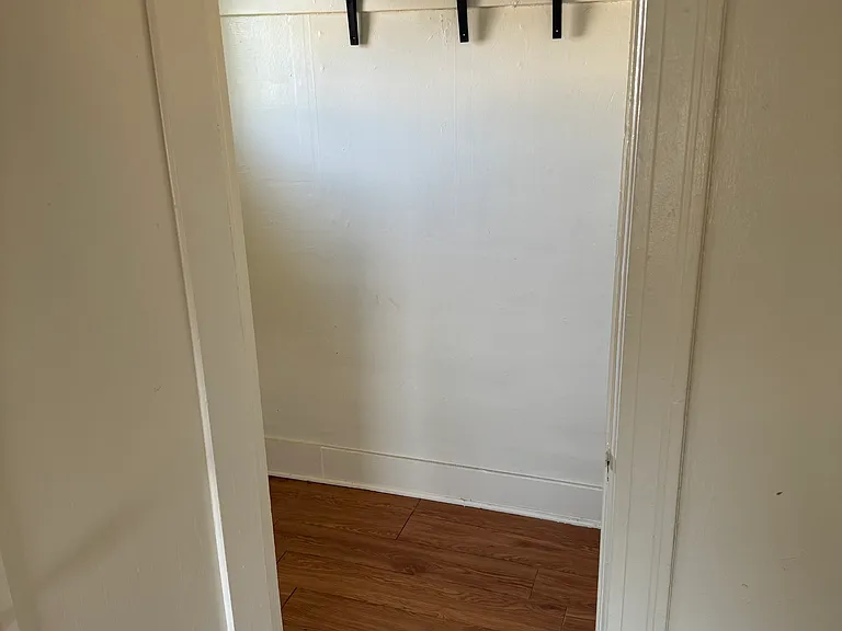 1224 Waterloo St #1224 — Photo 9
