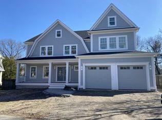 136 Grosvenor Rd, Needham, MA 02492