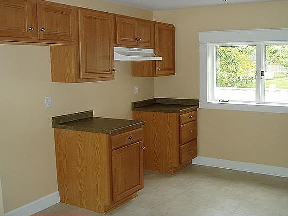 Kitchen area 2