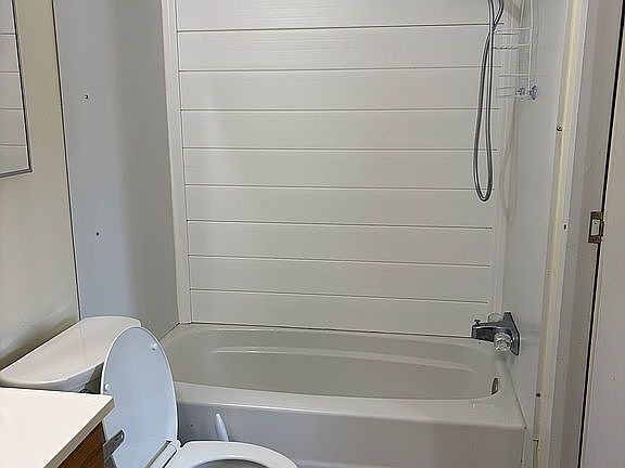 5th image of 2622 Lackawanna Ln