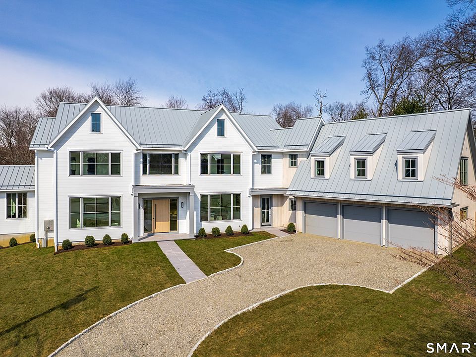 1st image of 8 Loretta Court