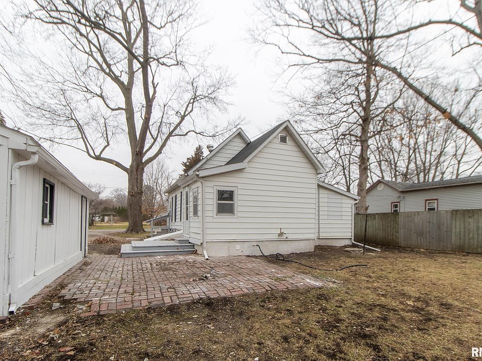 203 N Austin Ave, Abingdon, IL 61410 Zillow