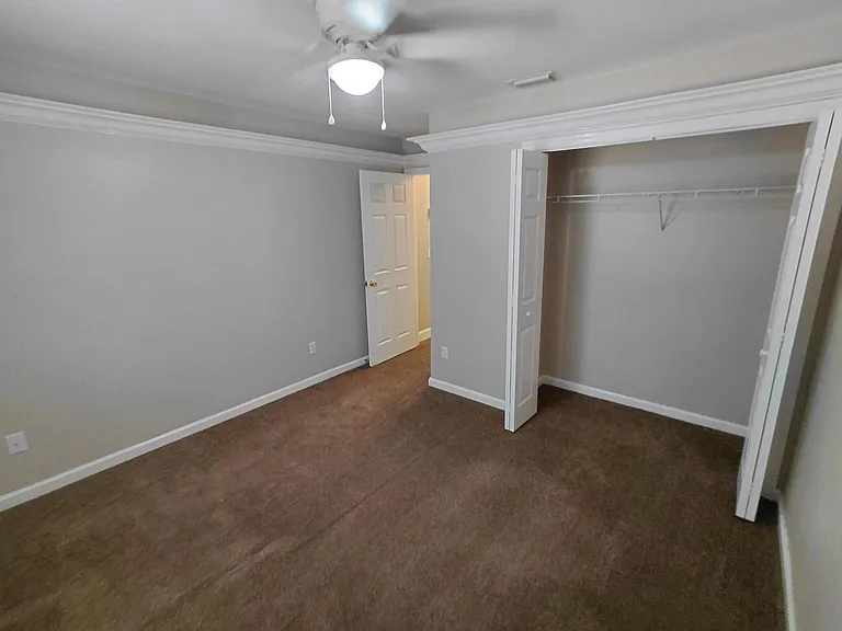 3508 Larkspur Ln — Photo 17