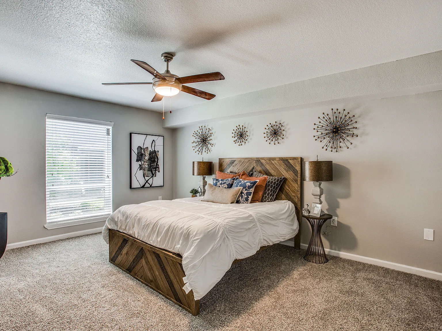 Weston Medical Center Apartments — Photo 4