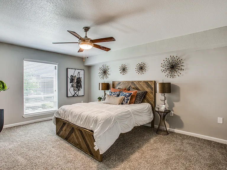 Weston Medical Center Apartments — Photo 4