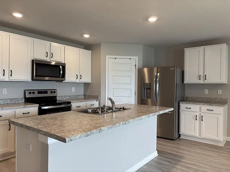6359 Bellavia Ln — Photo 5