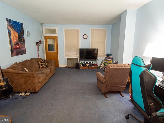 5th image of 4227 E Howell St