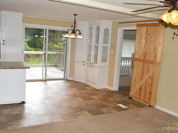 5th image of 1555 Old Farm Dr